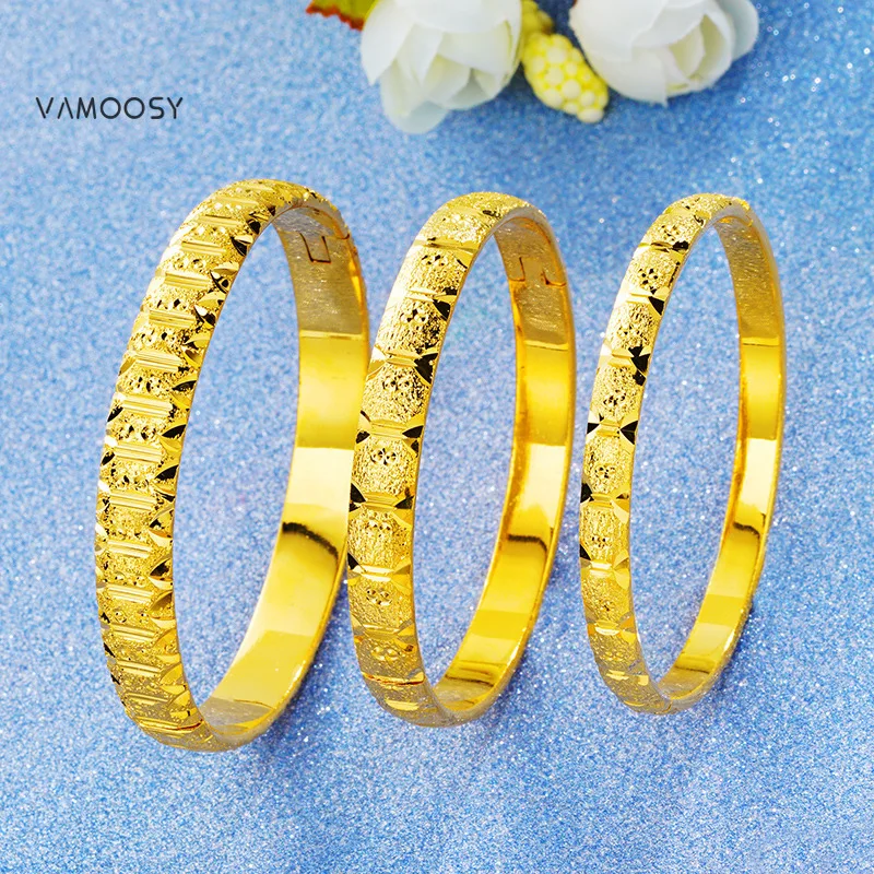 

VAMOOSY Thick Solid Bracelets for Women Fashion Wrist Copper Bangles Not Fade Aesthetic Wedding Hand Jewelry Best Friends Gifts