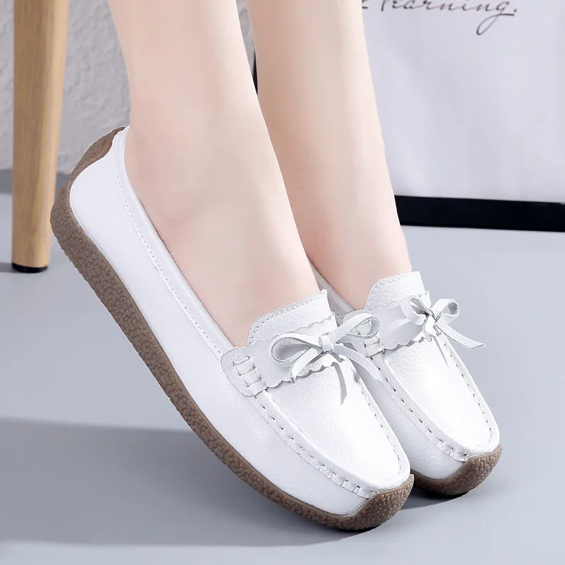 

Женские мокасины из натуральной кожи, на плоской подошве