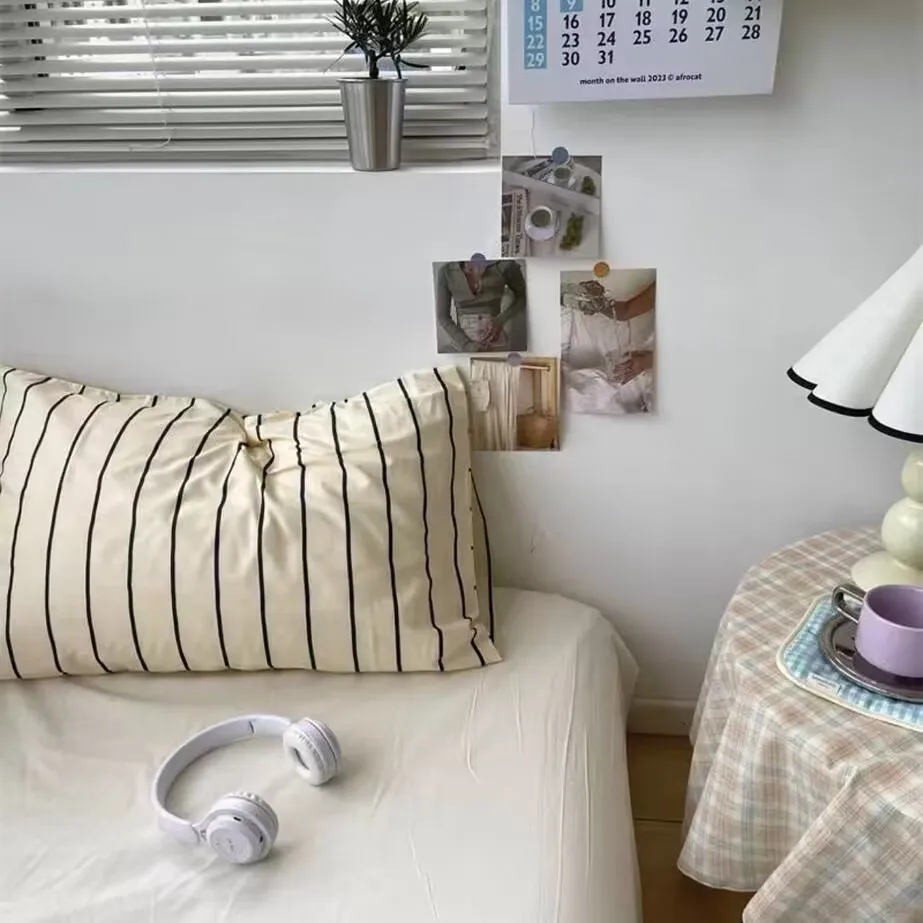 Полиэстеровые наволочки в полоску