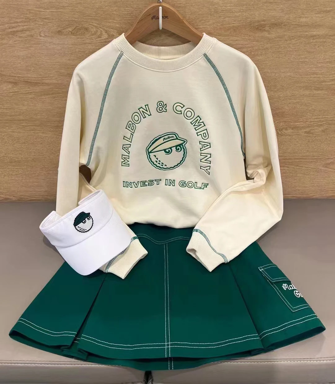

Women Golf Skirts Big Pleated Style Big Pocket Design Outdoor Sports Skorts Ladies Golf Short Skirt 4169
