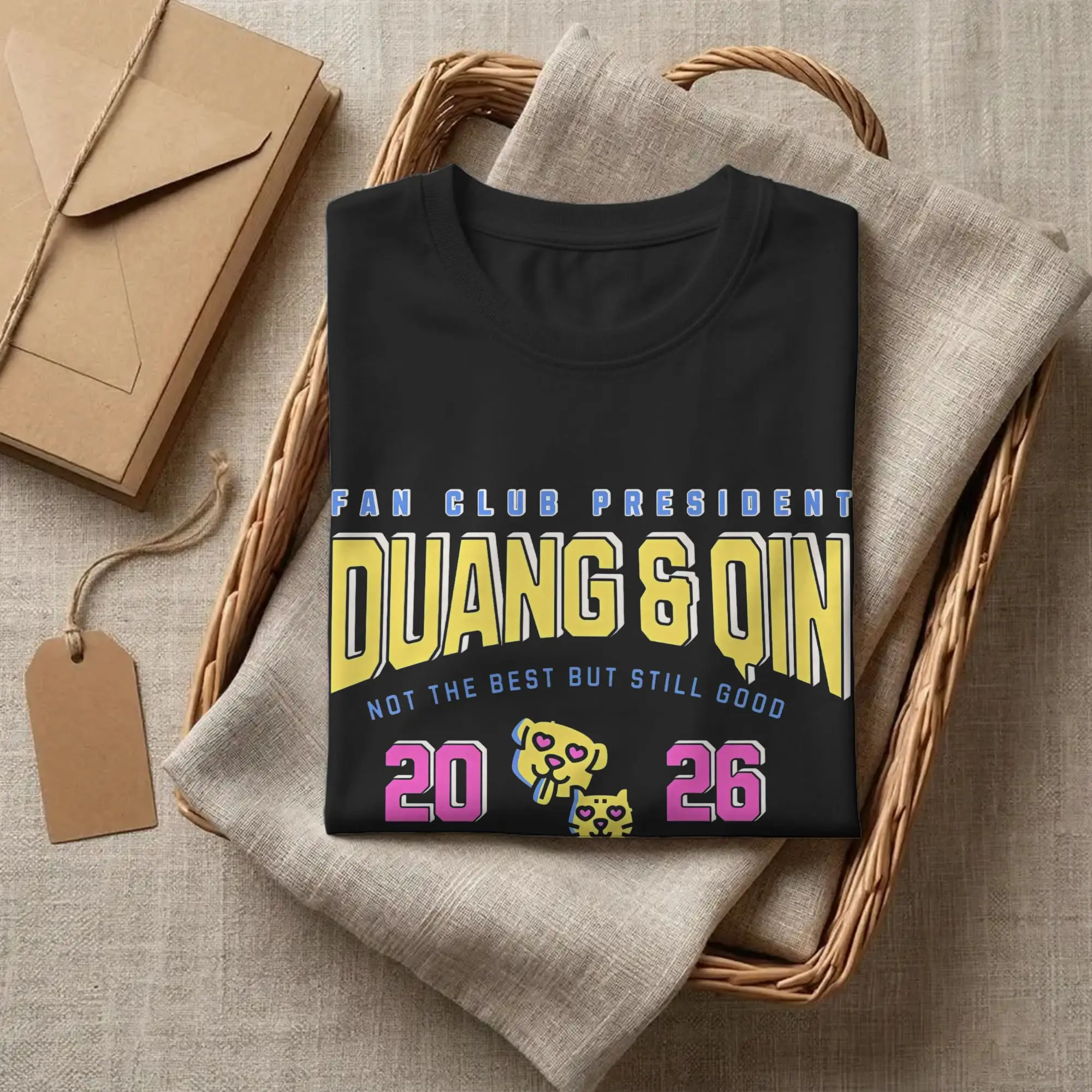 Фото Мужская футболка Qin Duang With You Thai BL с принтом, из чистого хлопка, с коротким рукавом, круглым вырезом, с юмористическим дизайном, по мотивам телесериала. №4