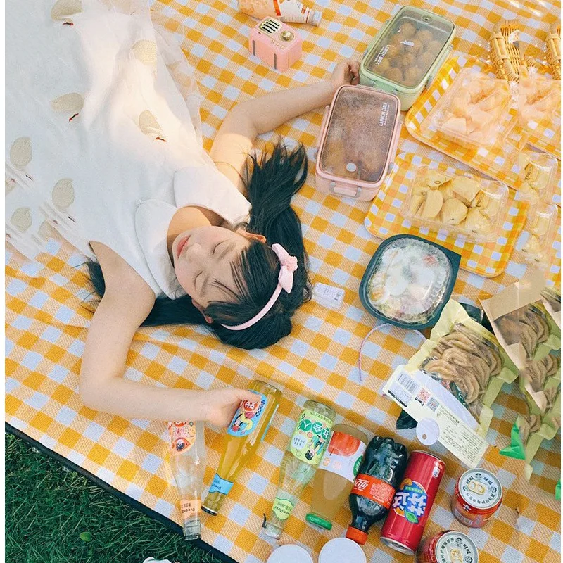 

Picnic Mat Plaid 200x200cm Camping Mat Portable Waterproof Beach Blanket Outdoor Dustproof Mat Korean Style Folding Camping Mats