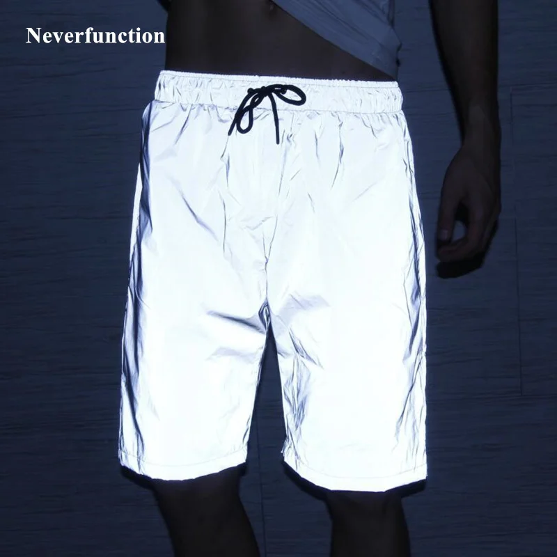 

2019 New Fashion Men Night riding, running, reflective Bermuda Short Summer Harajuku male Hip hop Casual Loose Straight shorts