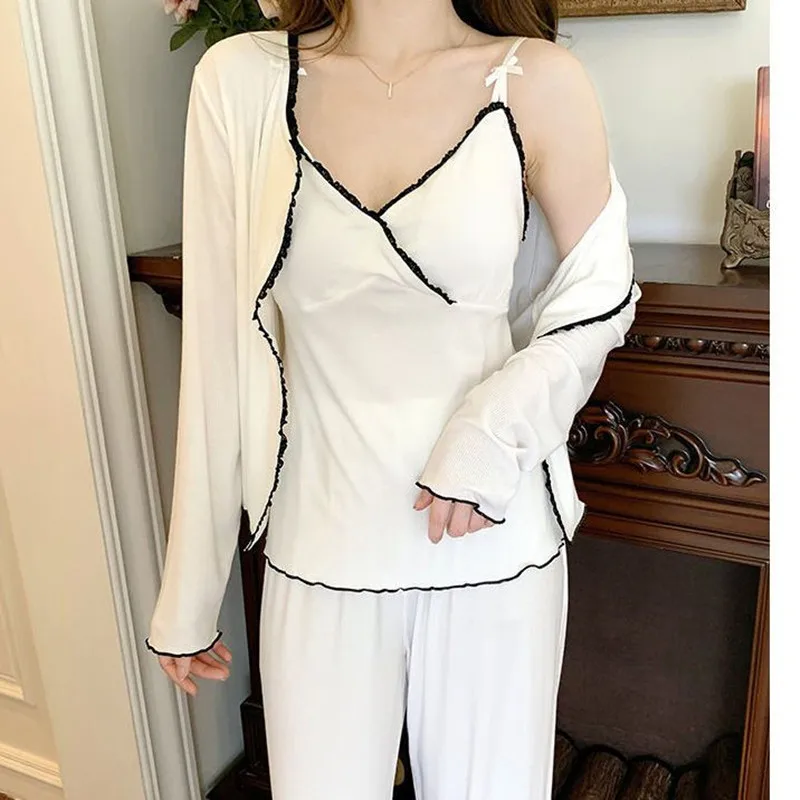 New sexy suspenders three-piece pajamas women's spring, autumn and winter 2023 thin white home clothes with chest pads.