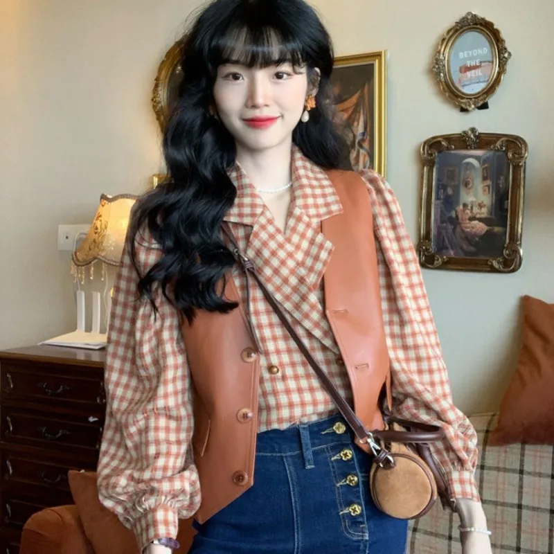 

Vintage plaid shirt women fashion fashion beautiful shirt 2023 autumn niche design sense unique chic blouse Korean fashion suit