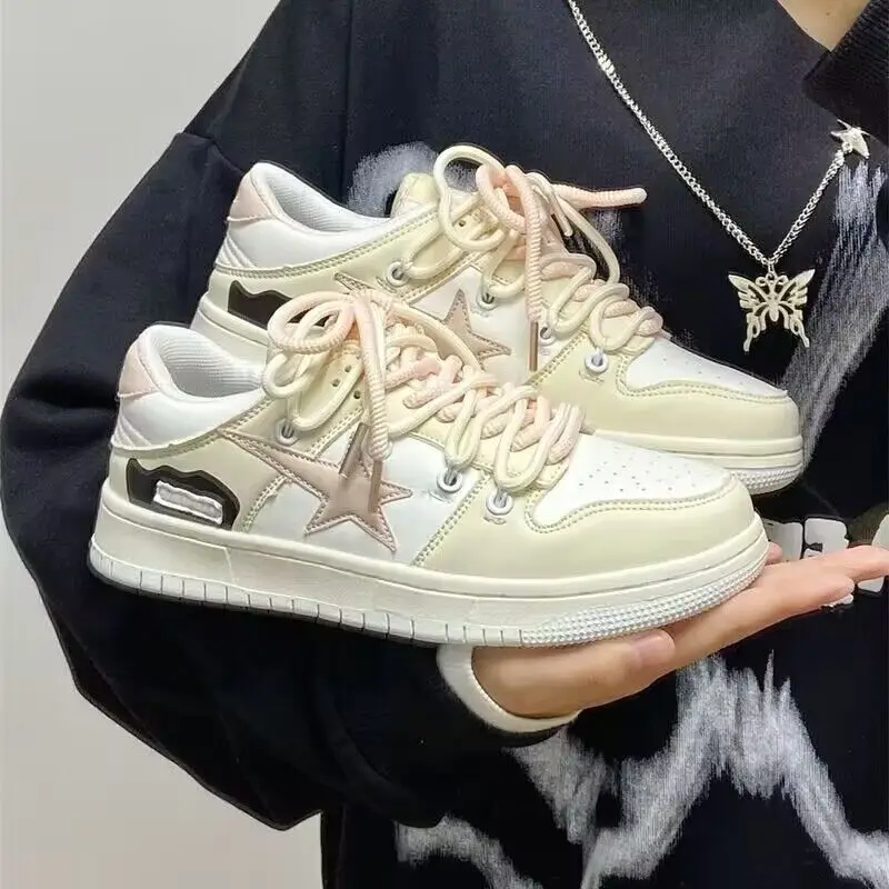 

2023 Spring Pink Star Cricket Versatile Sports Casual Little White Shoes Women's Shoes