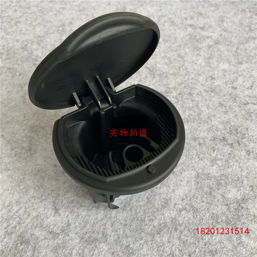 

For Jeep Compass Cherokee Grand Cherokee Wrangler Patriot Chrysler 300C Original Car Ashtray