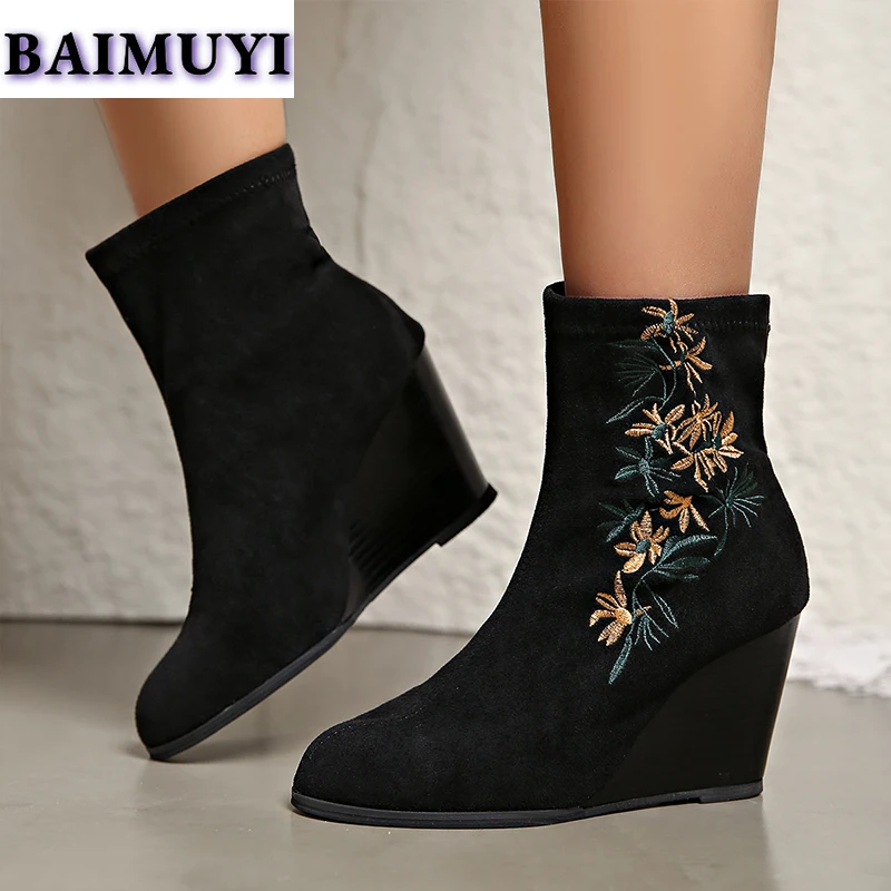 Женские замшевые ботильоны на танкетке с принтом зимние ботинки высоком каблуке