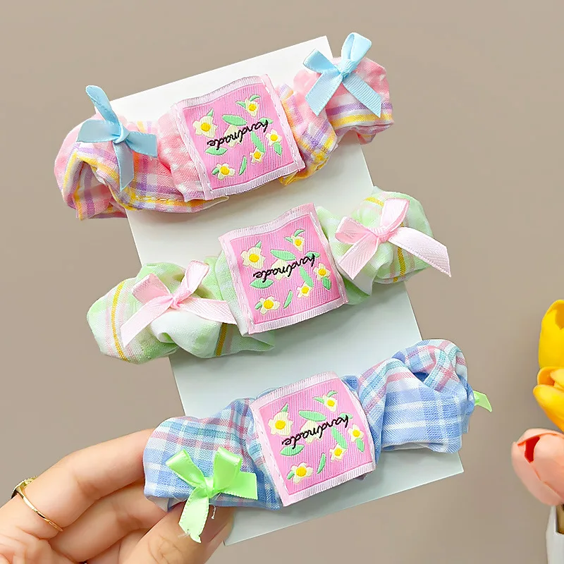 Резинка для волос в клетку