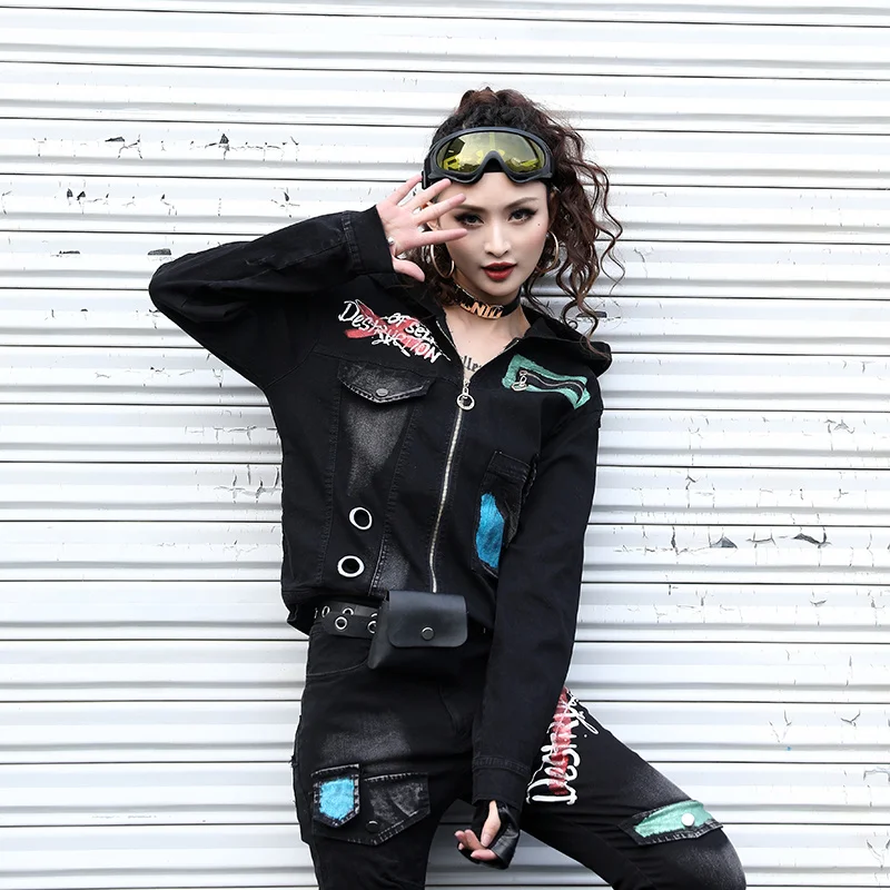 

#3013 Black Women's Denim Jackets Spring Full Sleeve Loose Jean Jacket Female Streetwear Cotton Outwear Pockets Sequined Zipper