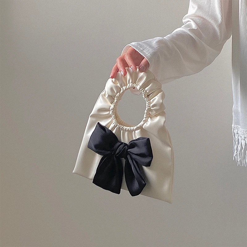 

Cute Bow Hand Carry Small Bag Female 2022 New Korean Version Girl Pleated Multifunctional Cloud Bag Mini Handbags Purse