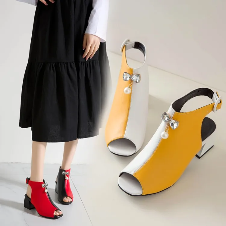 

Сандалии женские на квадратном каблуке 5 см, большие размеры