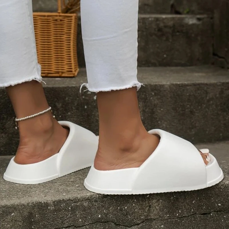 Thick Bottom Women Slippers Minimalist Single Band Slides Soft Non-Slip Platform Sandals 2023 New Home Bathroom Men Shoes