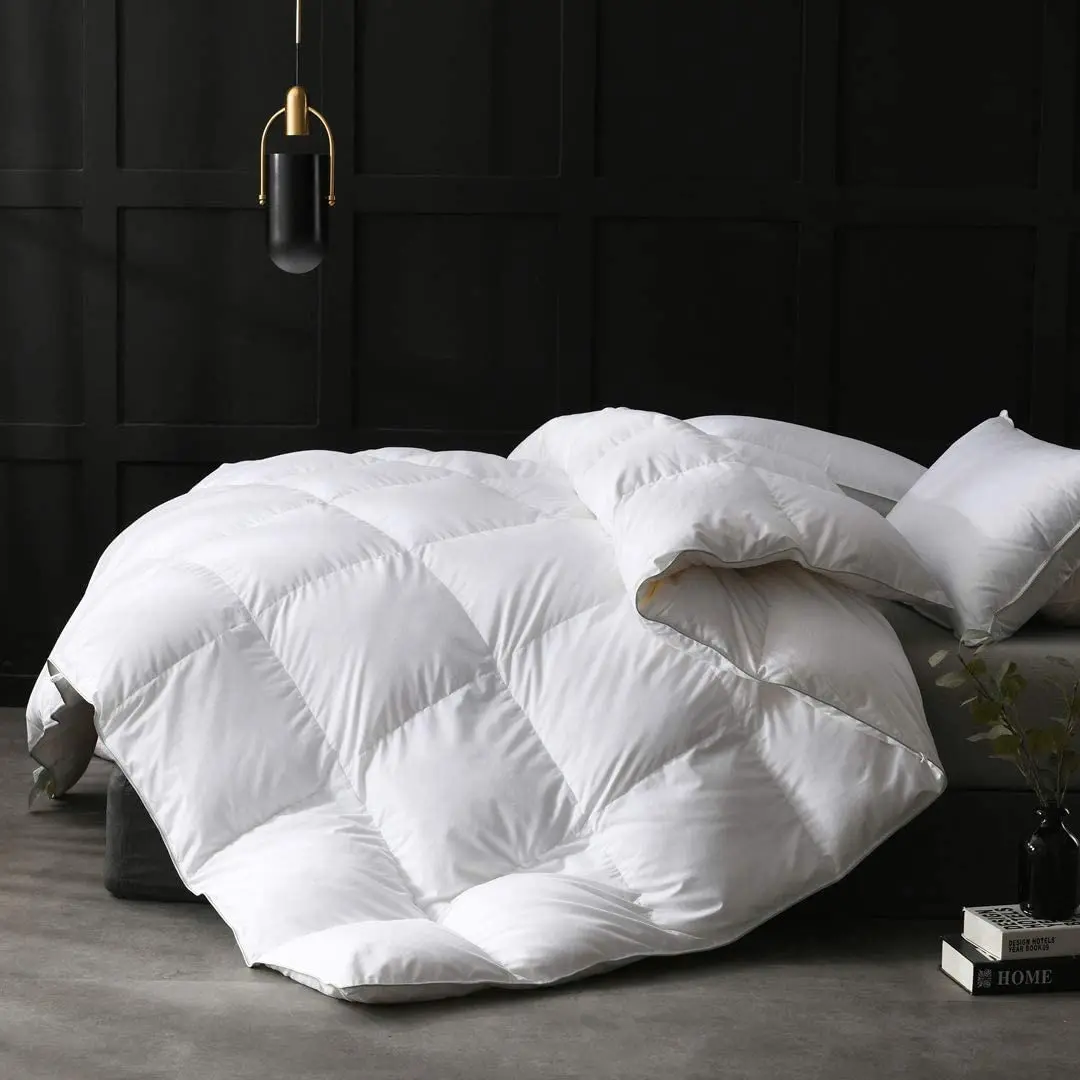 

Couette 4 Saisons 220x240, Couette Plumes et Duvet de d'oie 220x240 cm, Ultra-Soft Hotel Collection Comforter, Couette Natu