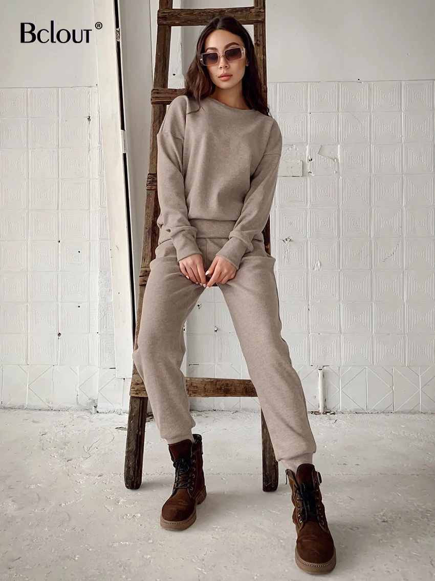 

Bclout Winter Khaki Pants Two Piece Sets Womens Outifits Knitted Warm Long Sleeve Hoodies Casual Ealstic Waist Long Pants Suits