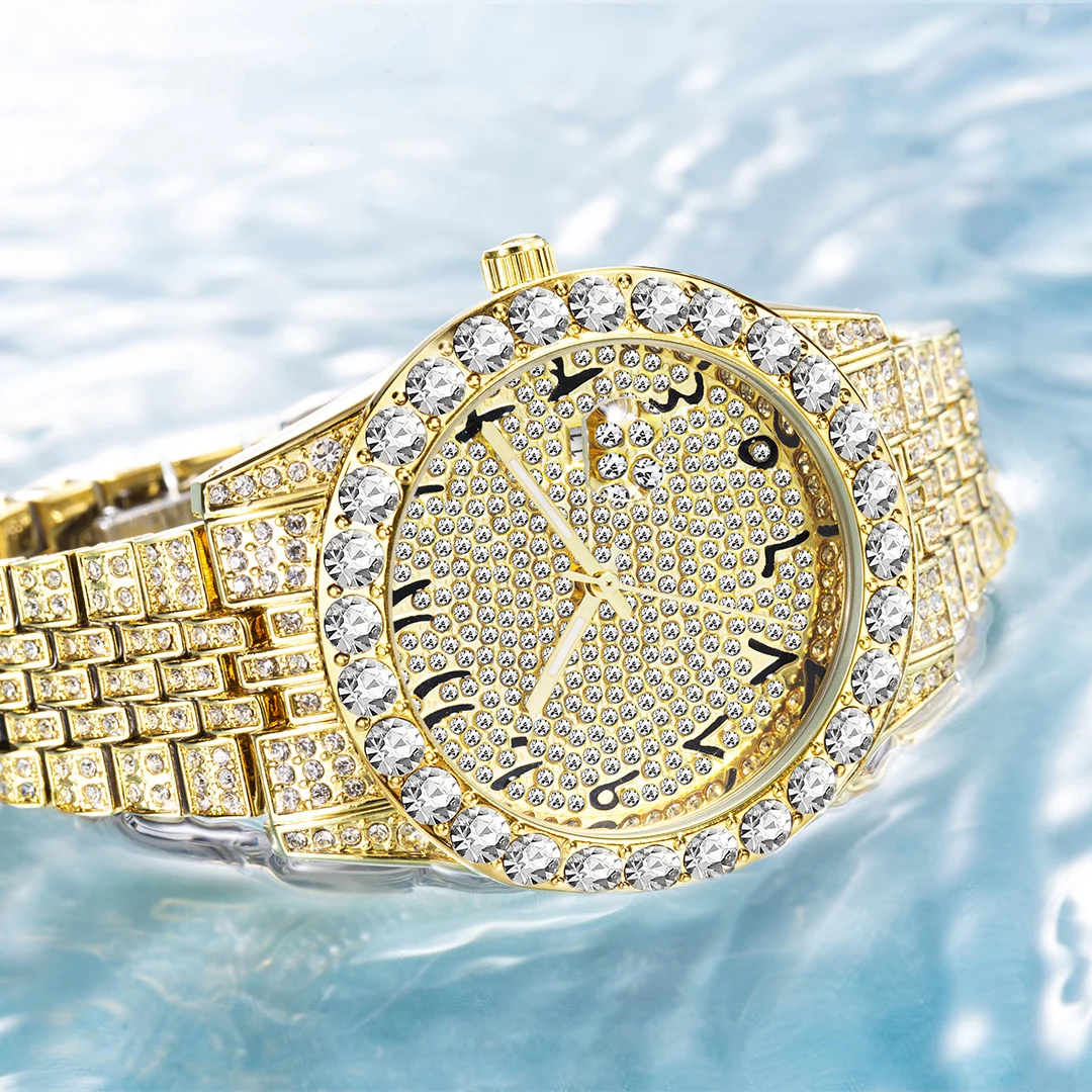 

Часы наручные мужские водонепроницаемые, стильные золотистые роскошные со стразами, с календарем и питанием от батареи, 44 мм чехол