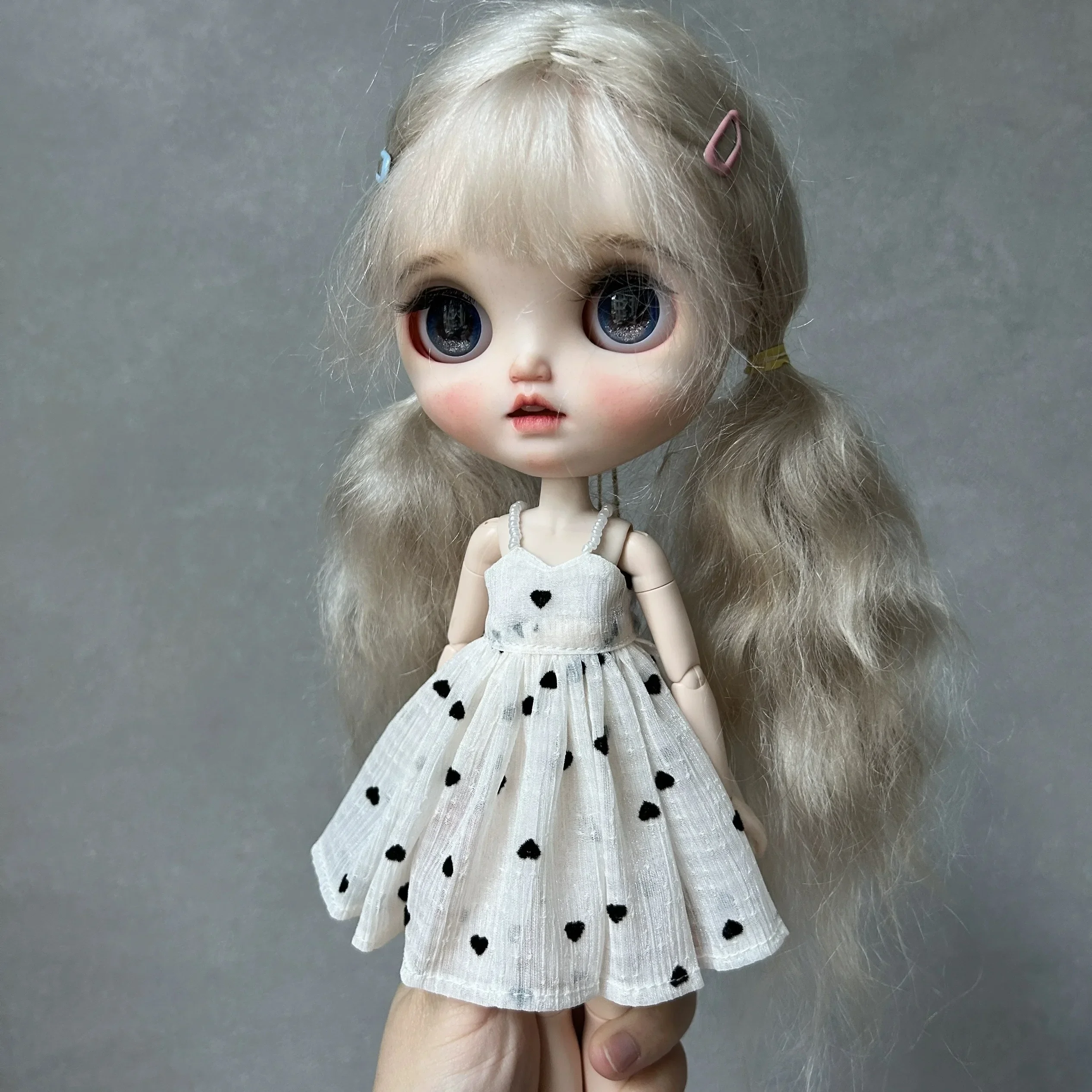 Кукольная одежда ICY DBS Blyth 30 см 1/6 OB24 Azone с узором в виде сердца платье-фартук Одежда
