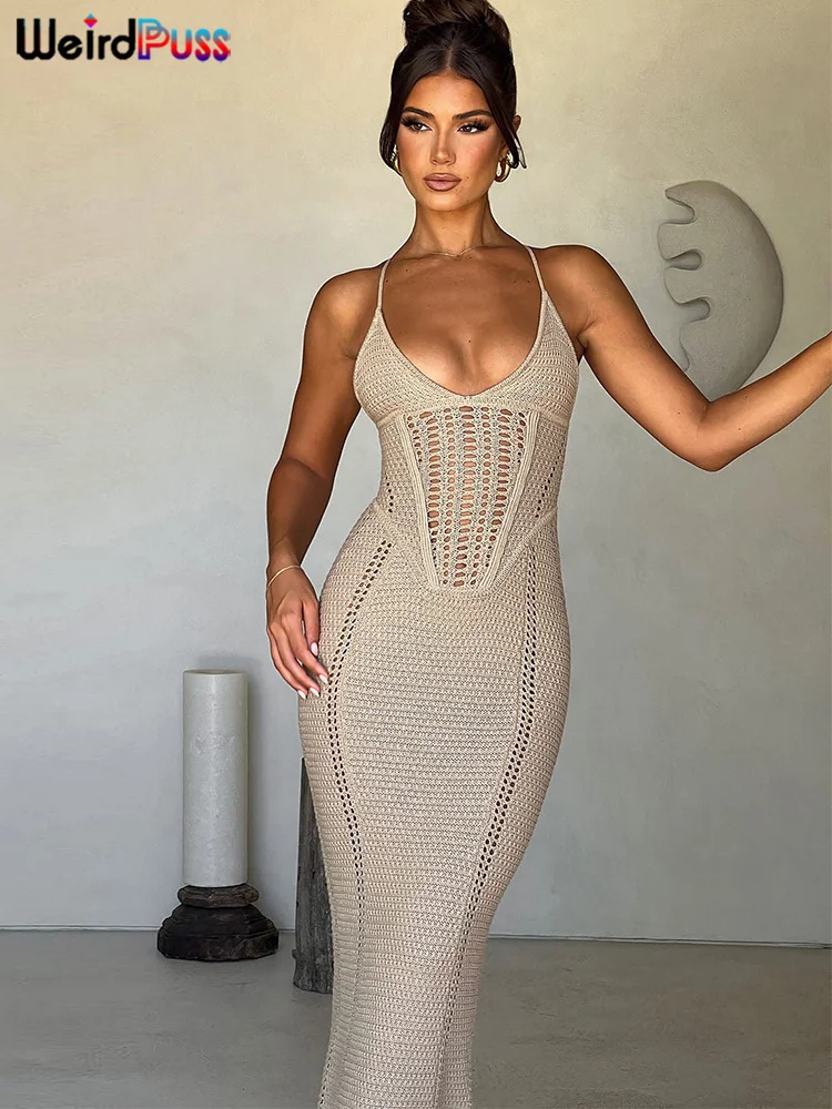 Женское трикотажное платье без рукавов с открытой спиной