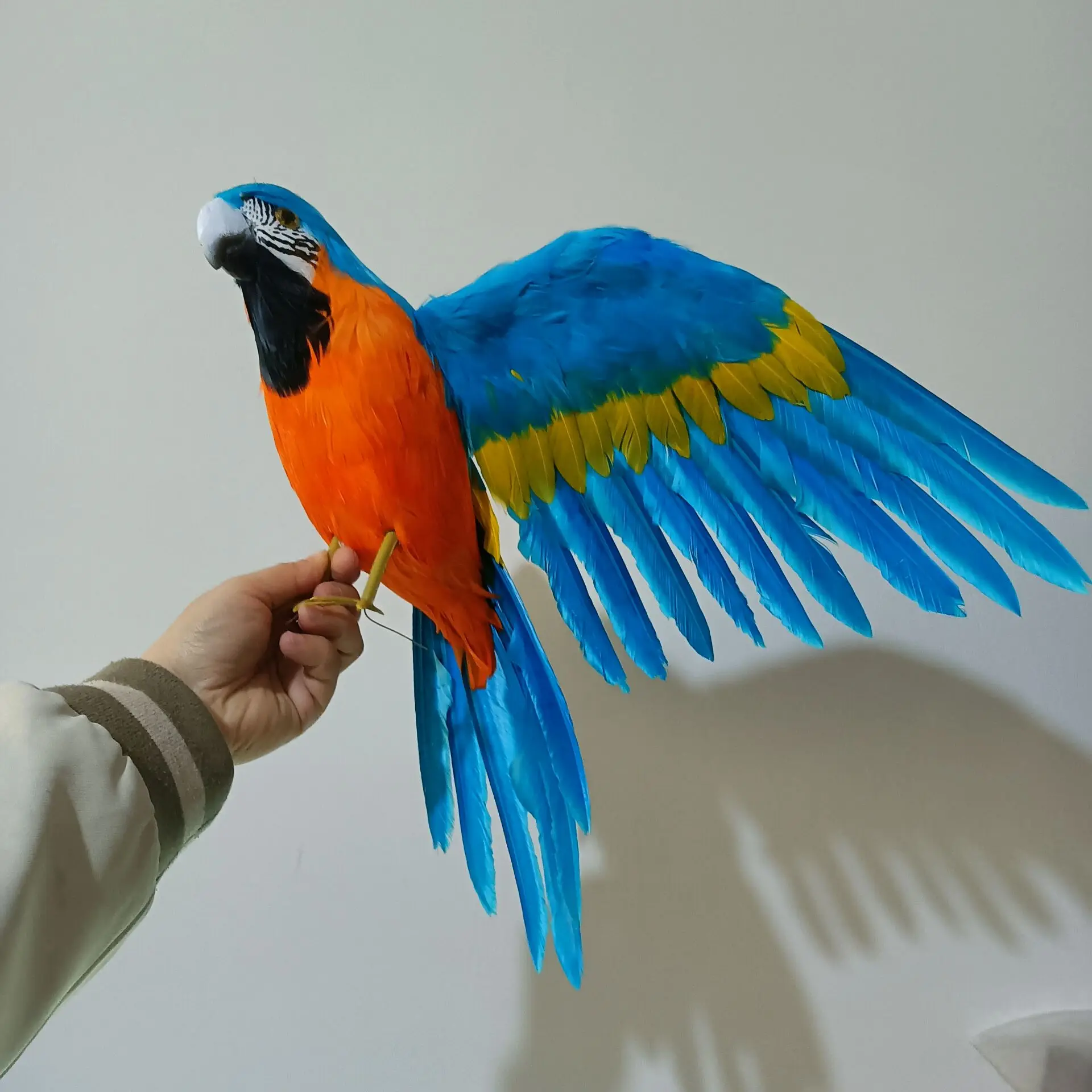 Имитация крыльев из пенопласта и перьев модель синего попугая птица садовое