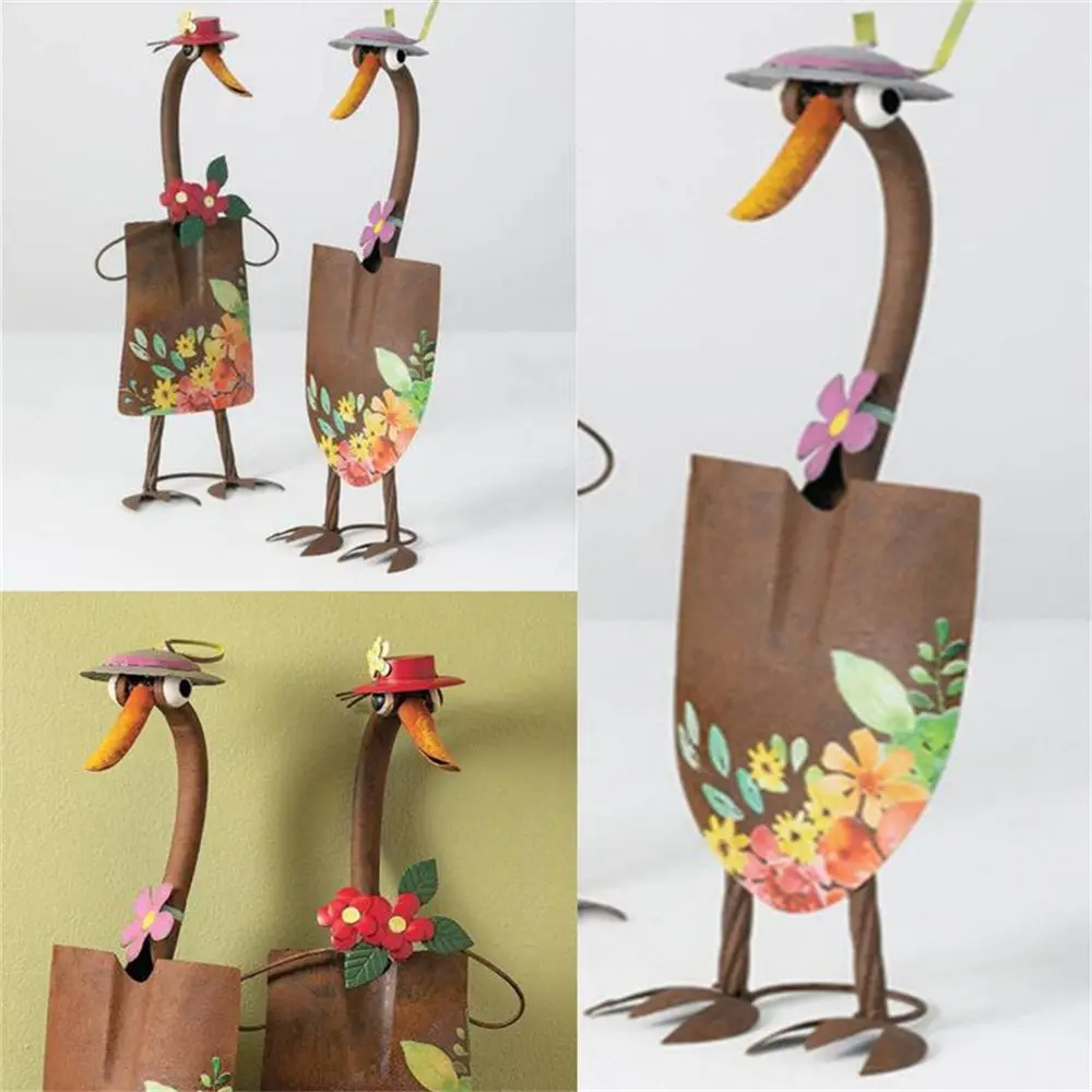 

Indoor Outdoor Animal Statue Collectible Farm Garden Micro Landscape Adorable Duck Garden Art Funny Statue Shovel Spade
