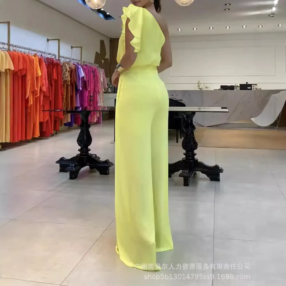 Женский комбинезон с открытыми плечами асимметричный элегантный без рукавов