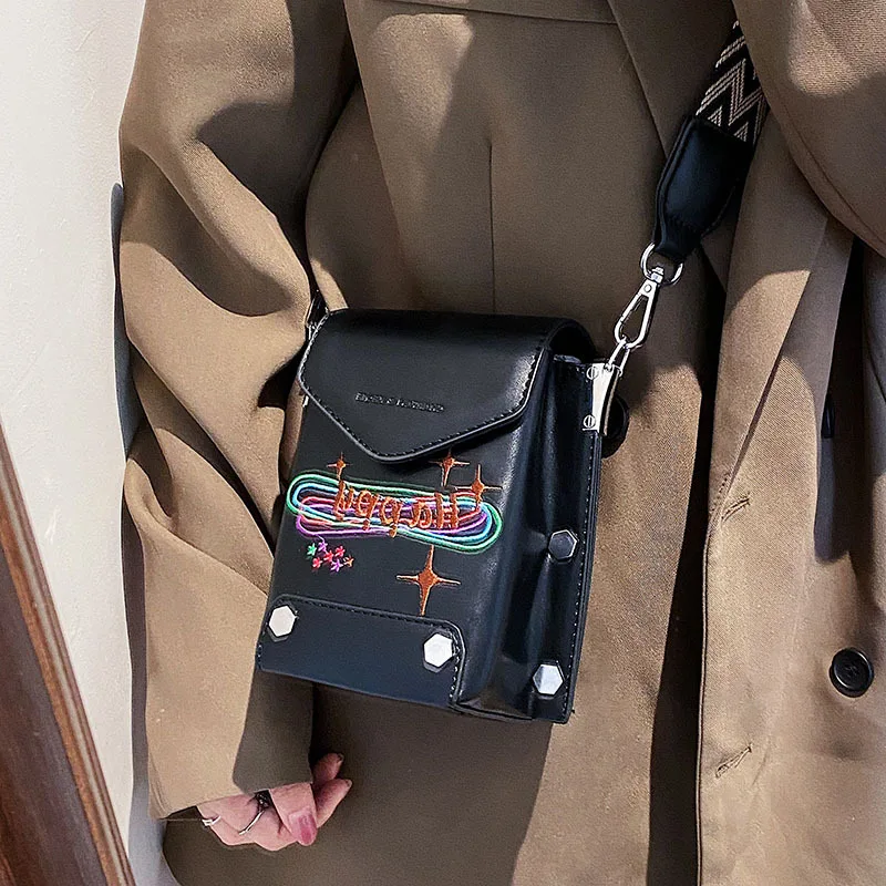 Embroidered Letter Single-shoulder Mobile Phone Bags Portable Coin Purse Commute Lipstick Key Storage Crossbody Bags for Women