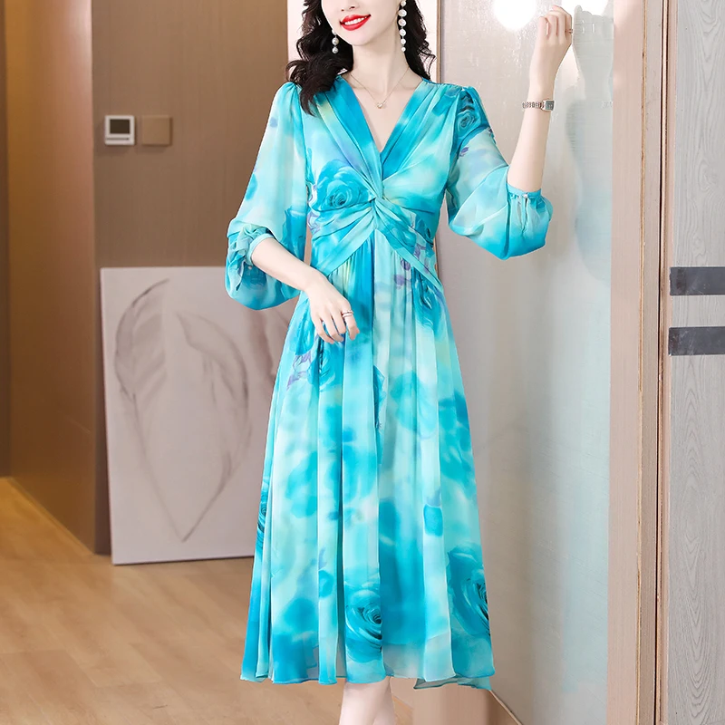 2023 Spring Summer New Chiffon Printed Dress for Women Bohemian Bubble Sleeves Slim V-neck Pleated Knee Length Dress
