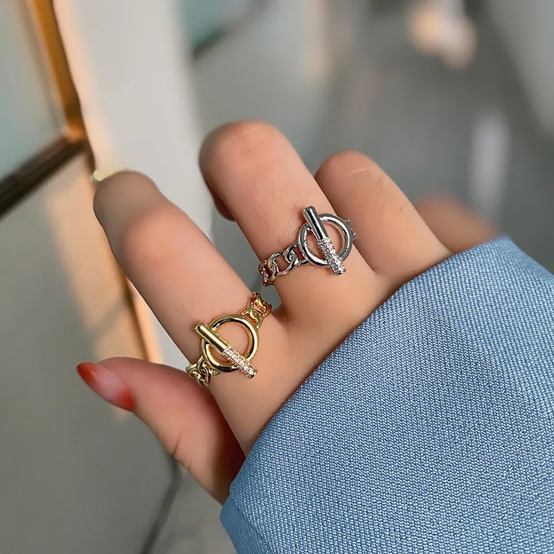 

Женское открытое регулируемое кольцо из серебра 925 пробы с цирконом