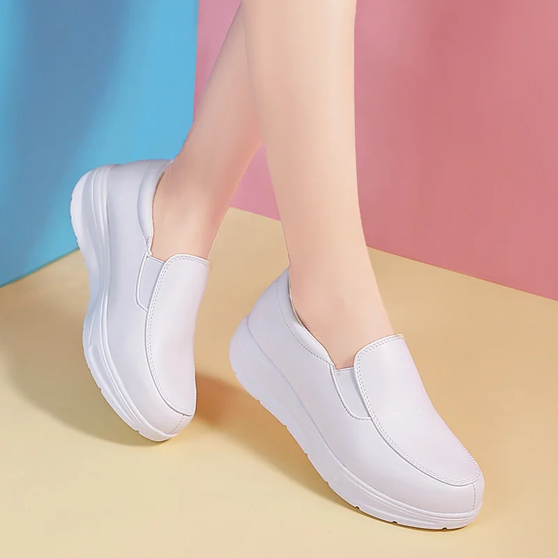 Women's Loafers Soft Casual Walking Shoes Nurse Work Flats Breathable Comfortable Nursing Shoes Non-slip Sole