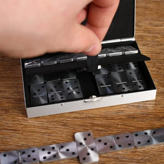 Карманное мини домино (металл) | Игрушки и хобби