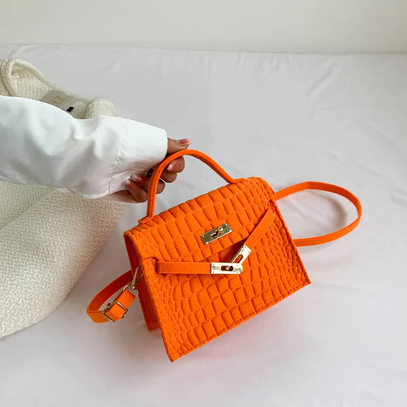 

Женская сумка через плечо в стиле ретро, модная Повседневная маленькая квадратная текстурная Сумочка для подмышек
