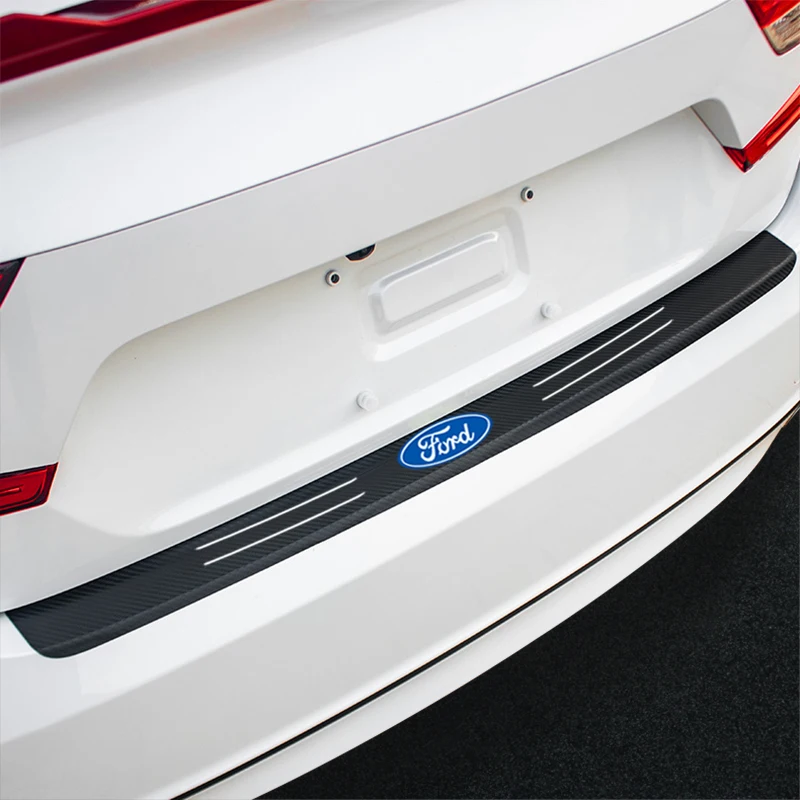 Защитная Наклейка на задний бампер автомобиля из углеродного волокна для Ford Mustang