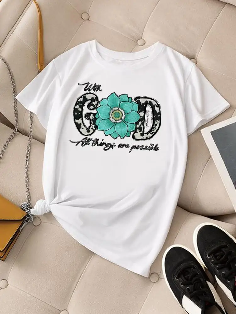 Женская футболка с коротким рукавом и принтом в виде бабочки