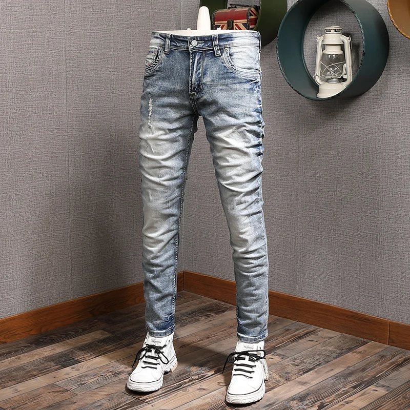 Fashion Designer Men Jeans Retro Washed Light Blue Elastic Stretch Slim Fit Ripped Jeans Men Printed Vintage Denim Pants Hombre