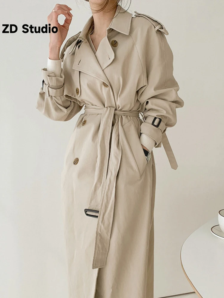 

Женский тренчкот средней длины, Осень-зима 2023