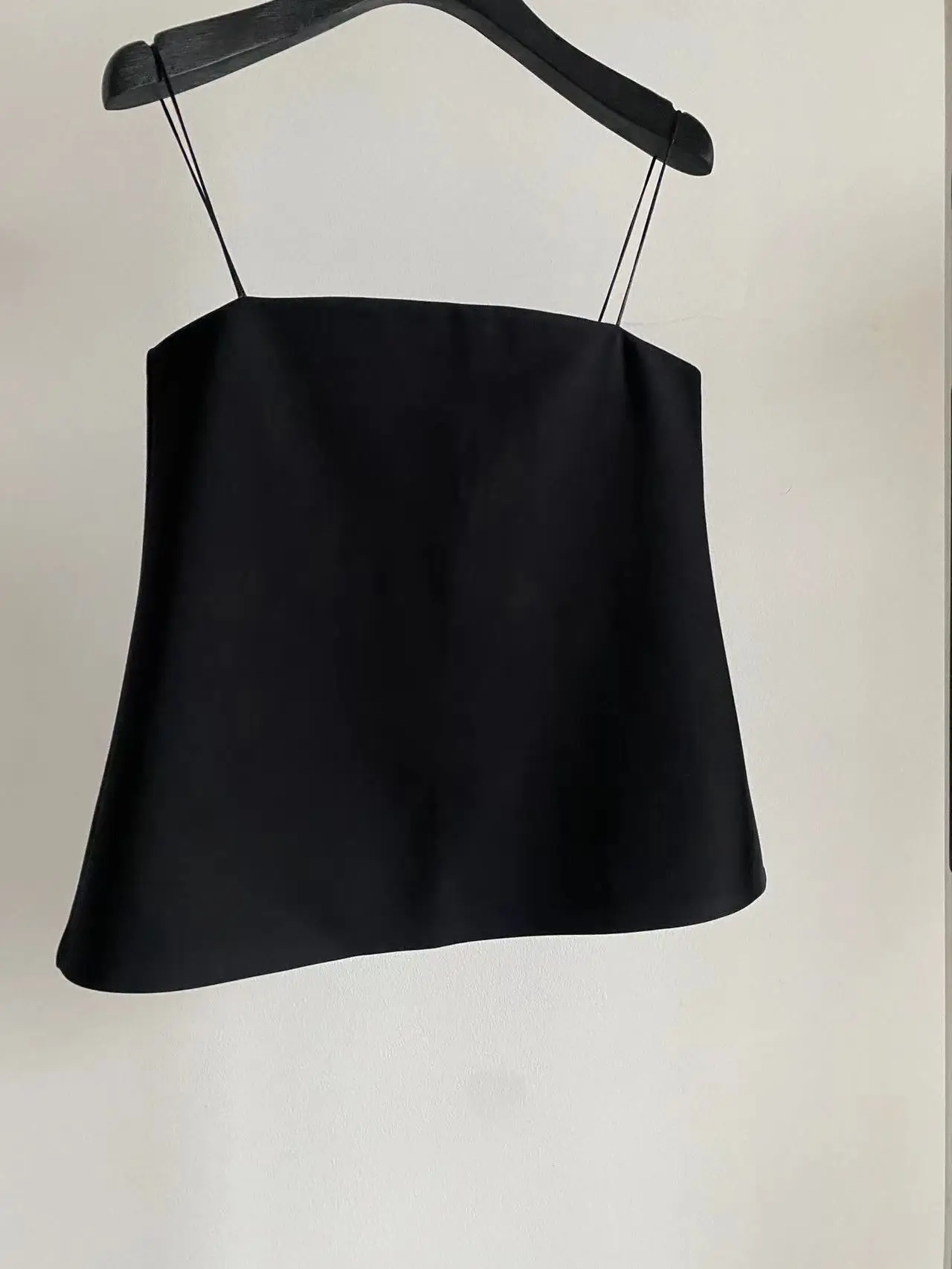 

Light Luxury Socialite French Unique Super Fairy Heavy Industry Temperament Comfortable Top