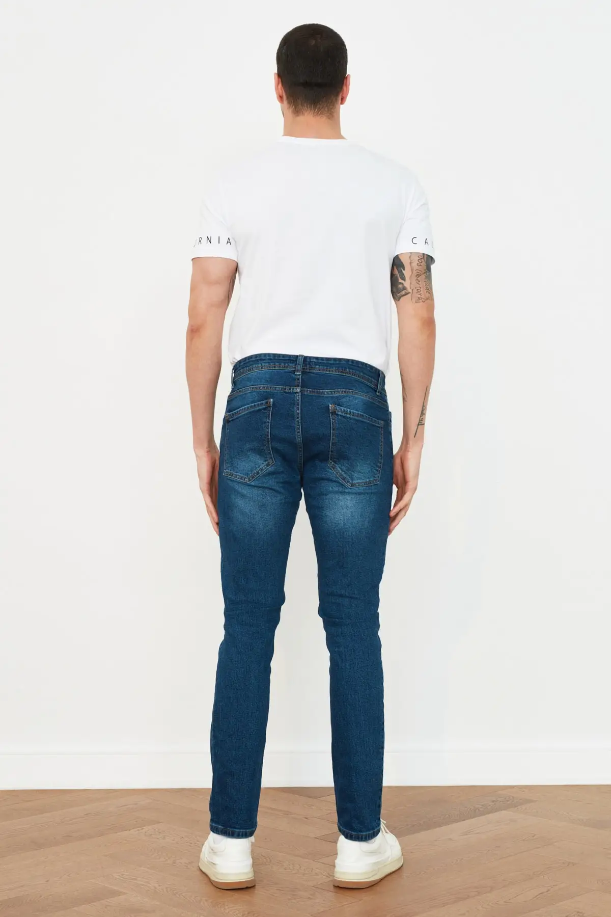 

Trendyol Male Destroylu Skinny Fit Jeans TMNSS21JE0195