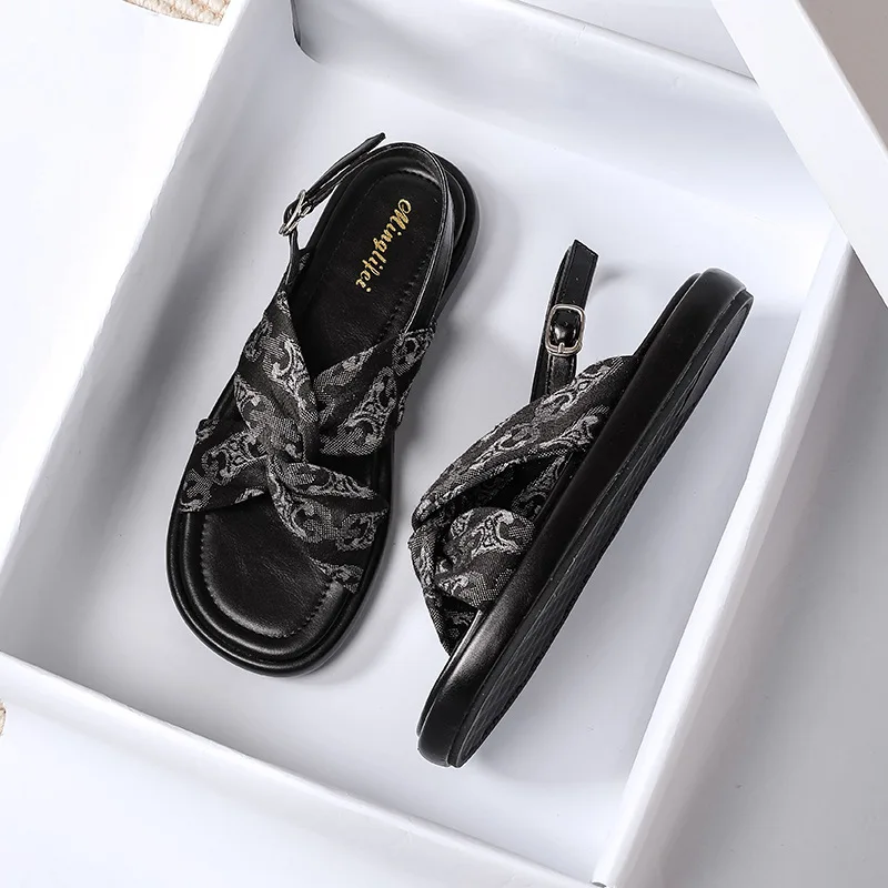 

2023 New Summer Women's Outdoor Beach Sandals Roman Style Flats Stylish Party and Work Wear Ladies Casual Shoes Woman Large Size