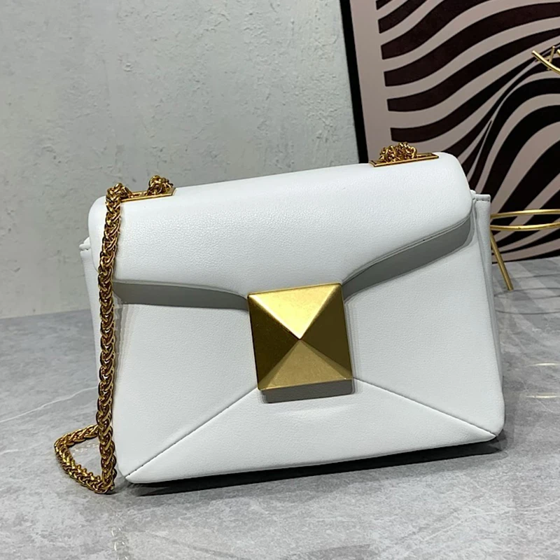 Luxury Women's Small Square Bag Fashion Shoulder Bag Classic Large Rivet Chain Diagonal Span Bag Dinner Bag Women Purse 2023 New