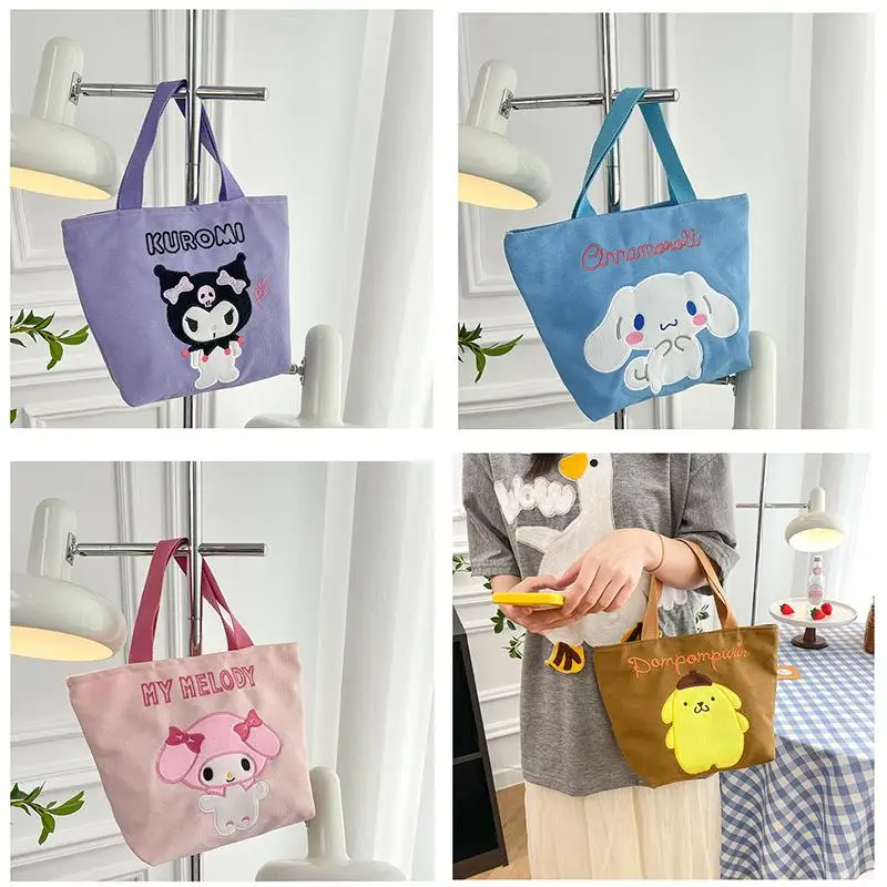 

Sanrios Cartoon Bento Bag Hello Kittys Kuromi Cinnamoroll Kawaii High Capacity Portable Girl Heart Student School Season Handbag