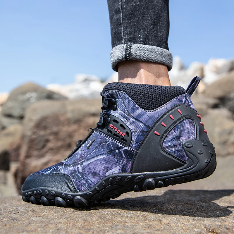 Autumn Winter Leather Hiking Boots Men Outdoor Shoes Waterproof Ankle Boots Men Non Slip Trekking Boots Camouflage Mens Sneakers