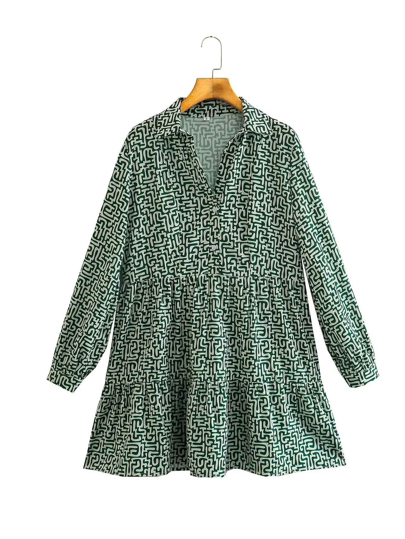 

Женское Короткое платье-трапеция с длинным рукавом и отложным воротником