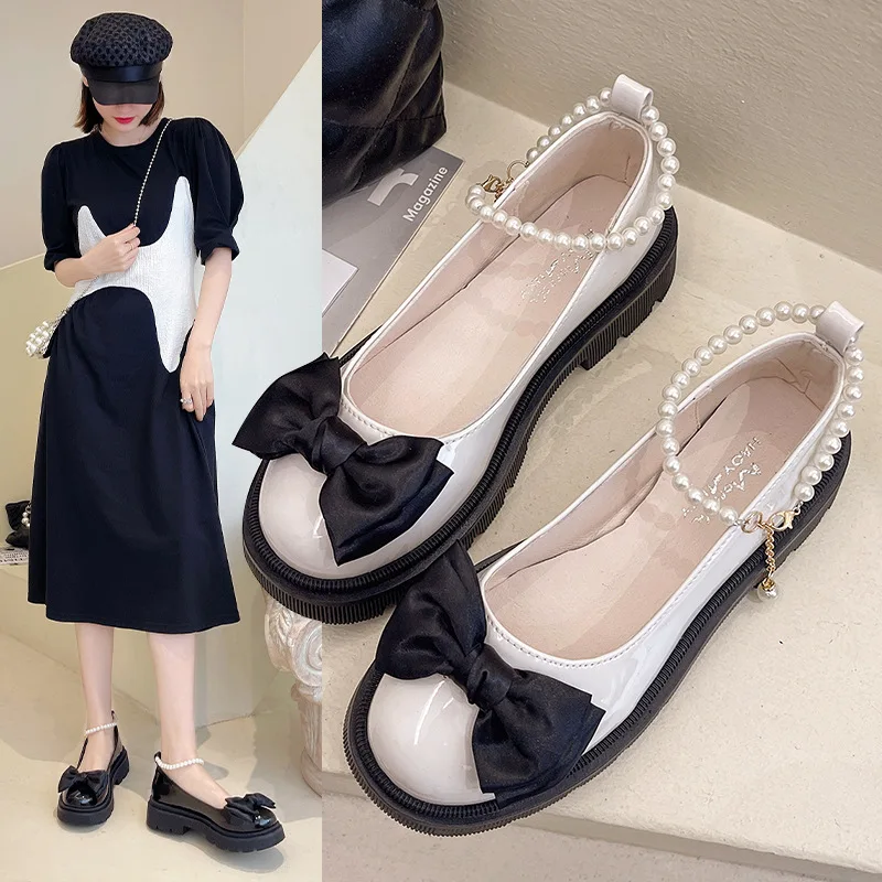 

Женские туфли на каблуке, повседневные классические кроссовки в британском стиле, с круглым носком, украшенные жемчугом, оксфорды с бантом, ...