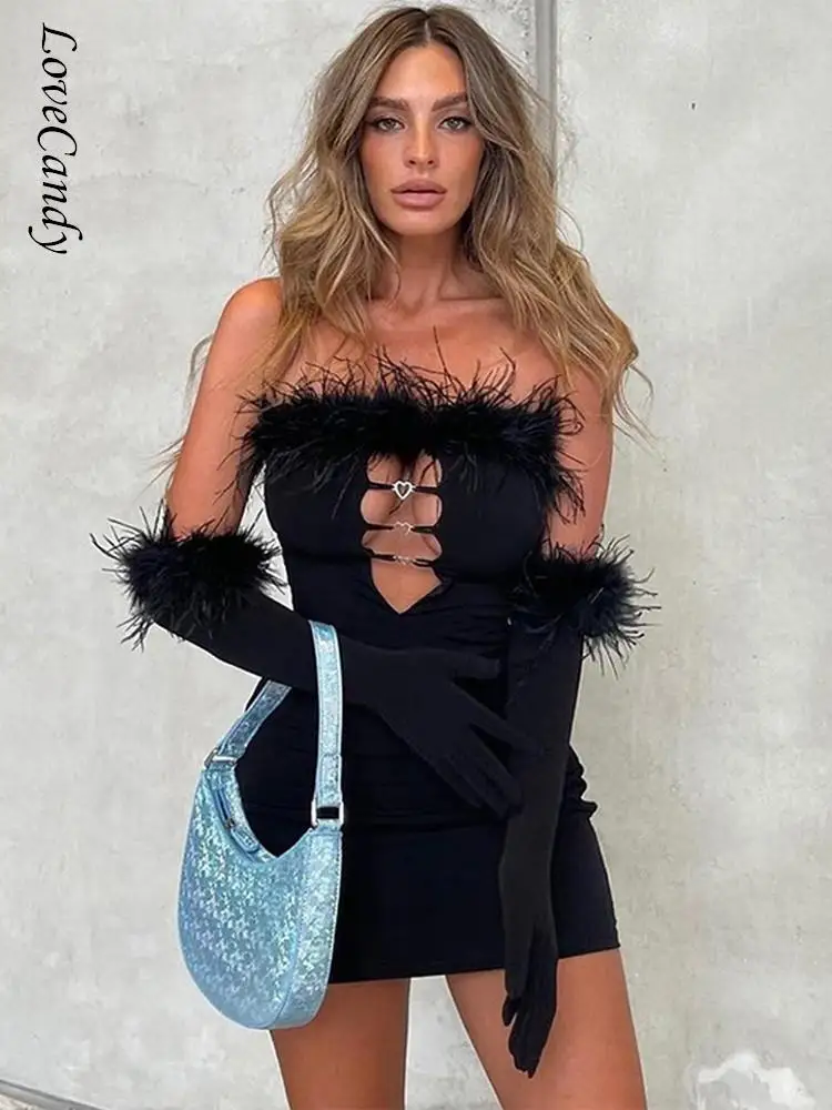 

Женское летнее платье без бретелек, с перьями и вырезами