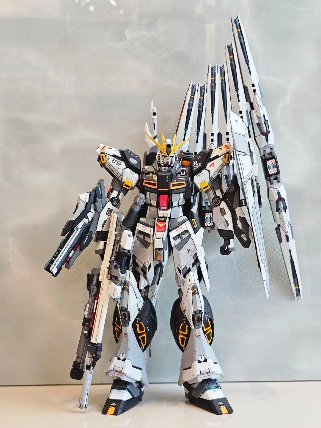 Фото ГОРЯЧАЯ СКИДКА! Модель NCZZW и VT V-TIGER RX-93 V MG 1/100 GK: Сборный пластиковый робот-модель, подарок на Рождество №5