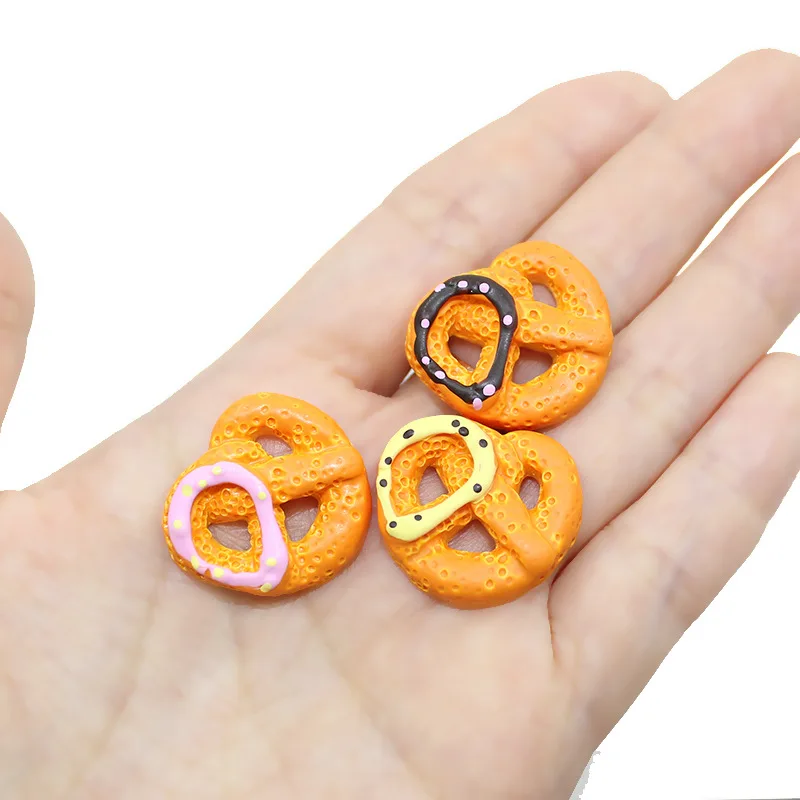 

10pcs Resin Biscuits Fake Food Miniature Accessories Scrapbook Material Craft Flatback Items Kawaii Embellishments Diy Su[[lies
