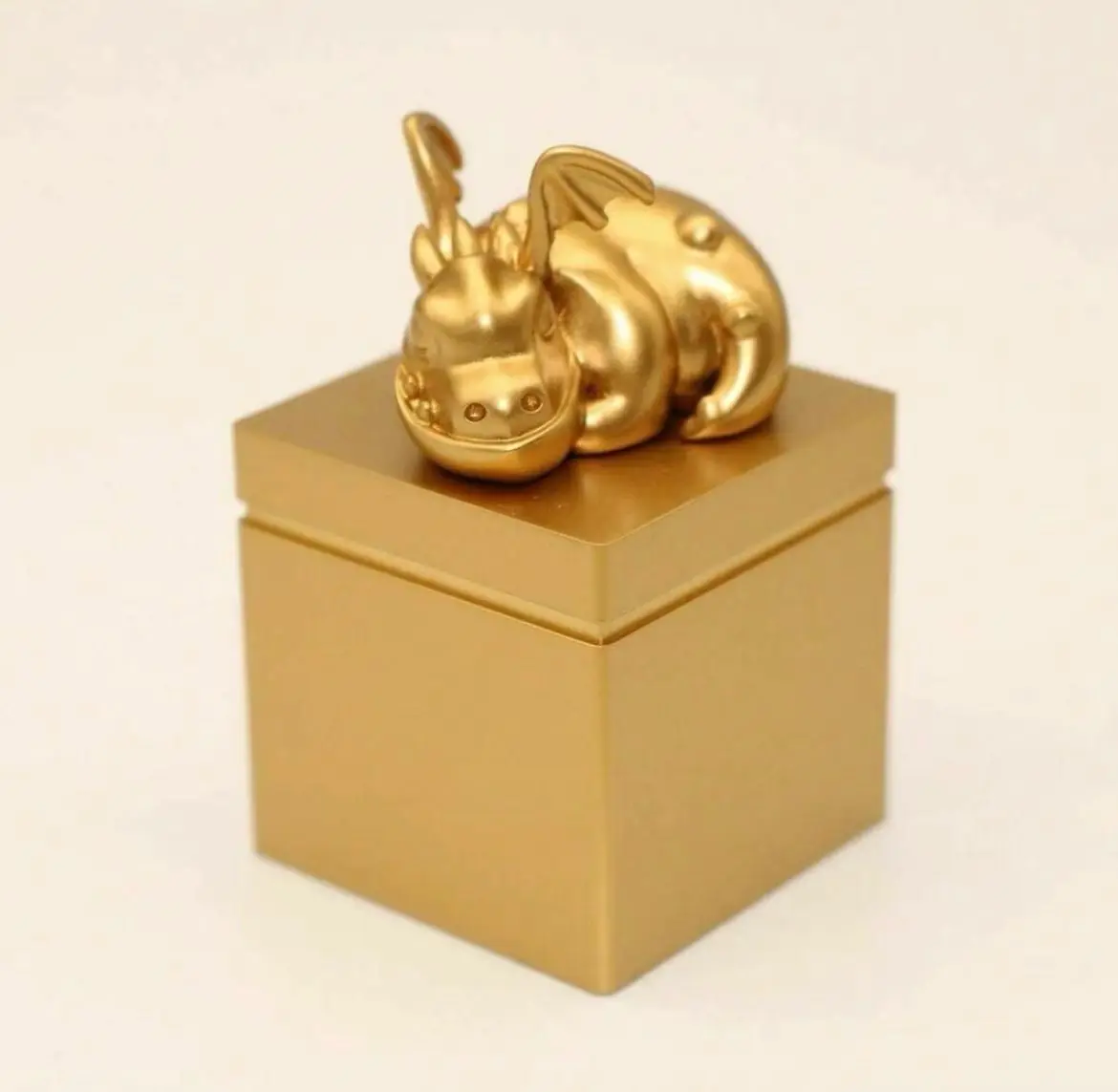 

Новая Подлинная Неоткрытая суперклетка королевская война зеленый дракон ребенок Чистая медь уплотнение Полная с неразрушительным Королев...