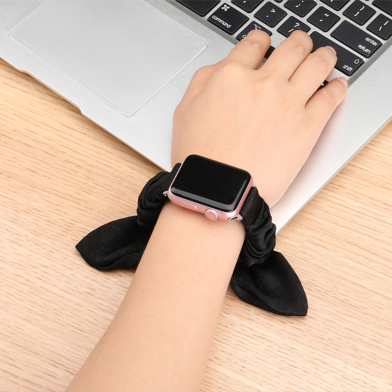 Women Scrunchie Elastic Strap for Apple Watch 38mm 40mm for Apple Watch 5 Band 44mm 42mm Butterfly Bracelet Iwatch Series 6 4 3