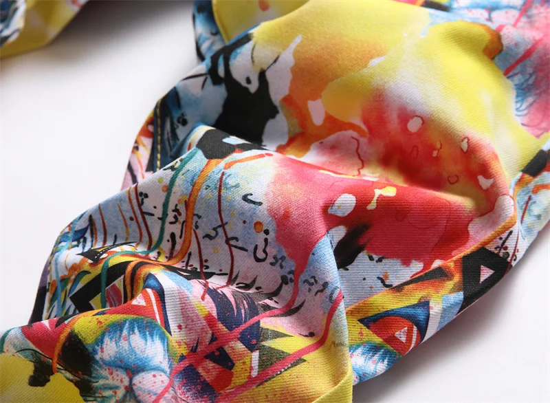 Men's Colorful Graffiti Printed Jeans Y2K Colorful Slim Fit Tapered Elastic Casual Pants Fashion Street Clothing Small Foot Pant