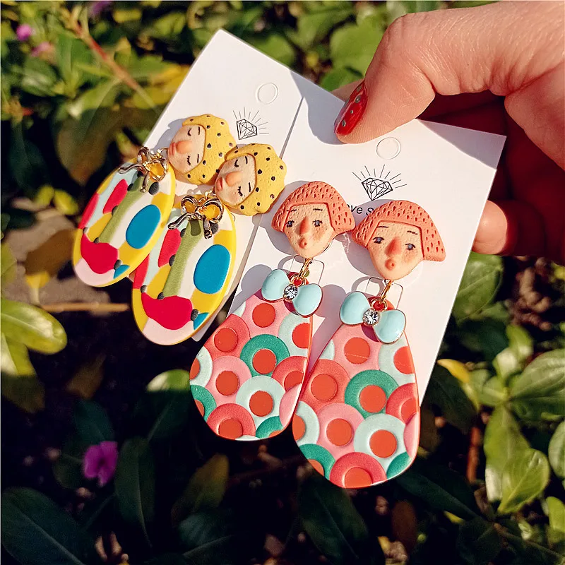 

Этнические красочные индийские кукольные висячие серьги с бантом из сплава для женщин и девочек, преувеличенные серьги с абстрактным дизай...